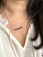 Load image into Gallery viewer, Dark Pearl Bar Necklace