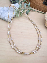 Load image into Gallery viewer, Pearl and gold necklace