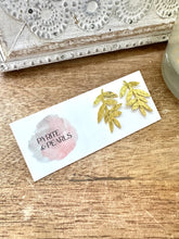 Load image into Gallery viewer, Small Hammered leaf studs