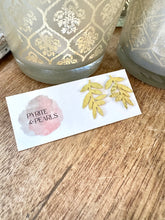 Load image into Gallery viewer, Small Hammered leaf studs