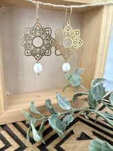 Load image into Gallery viewer, Mandala earrings with a Pearl drop