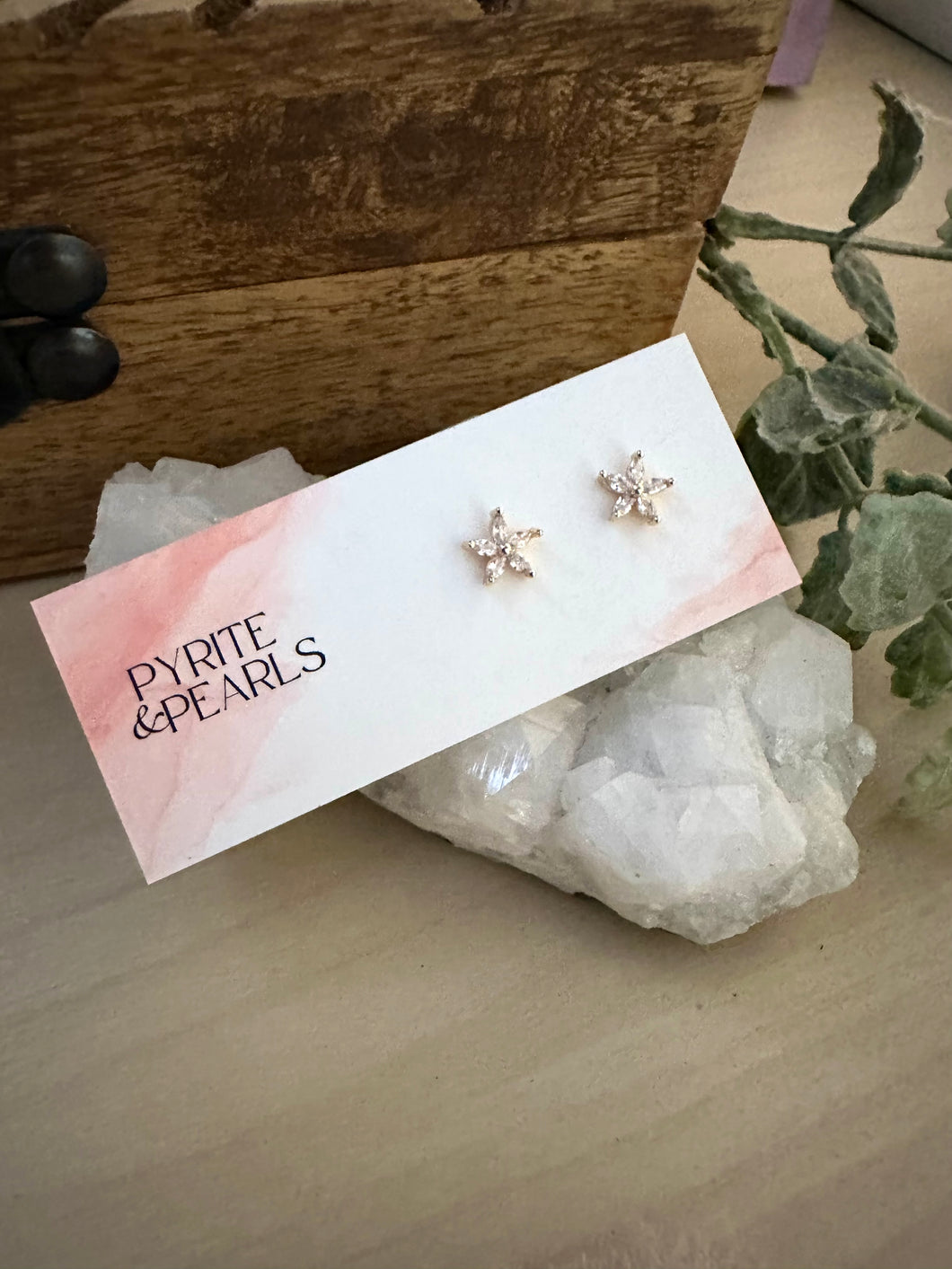 Zircon flower studs