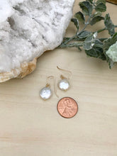 Load image into Gallery viewer, White Coin Pearl Earrings