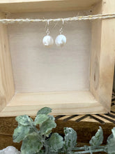 Load image into Gallery viewer, White Coin Pearl Earrings