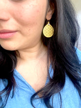 Load image into Gallery viewer, Filigree teardrop earrings with freshwater pearls - 14k gold filled ear wires