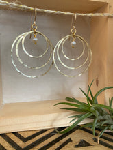 Load image into Gallery viewer, Triple hoop earrings